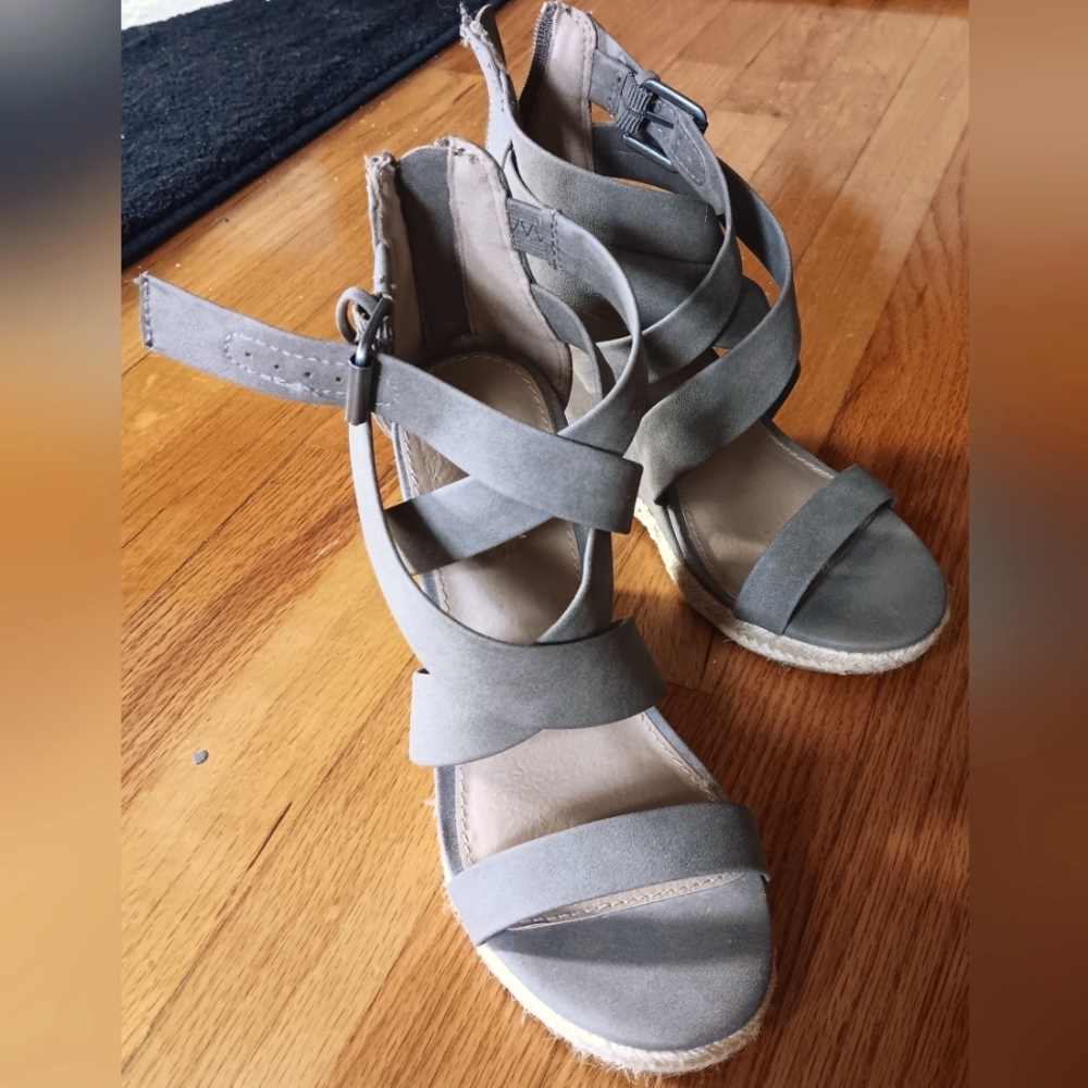 Wedges - Picture 2 of 7